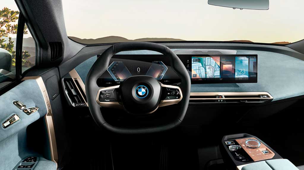 Продвинутый комплекс iDrive 8 от BMW